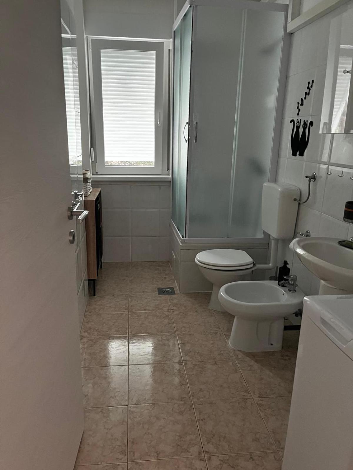 Split Downtown Apartment Ngoại thất bức ảnh