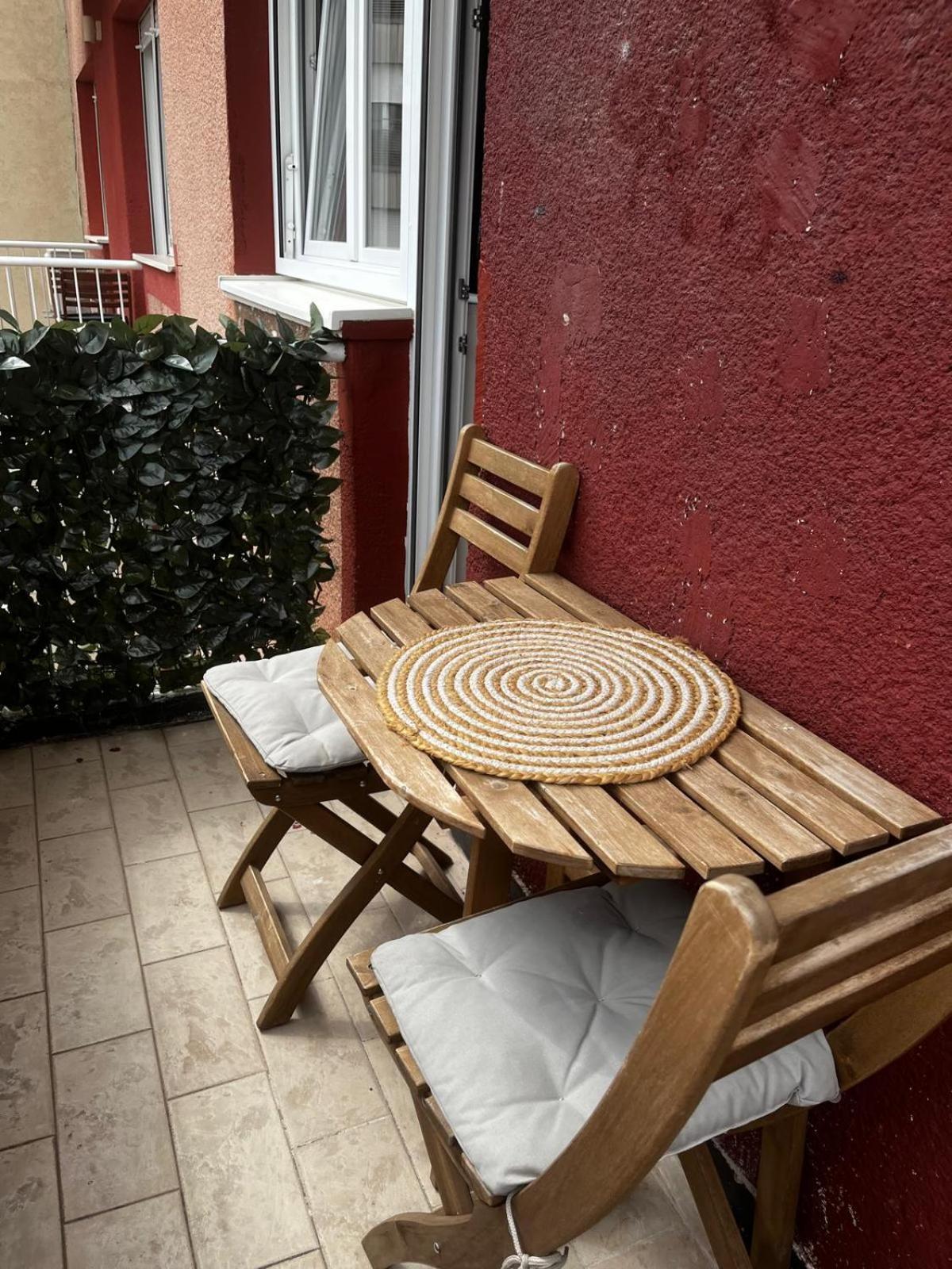 Split Downtown Apartment Ngoại thất bức ảnh